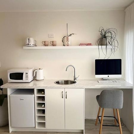 Papamoa Beach Studio Oasis Bagian luar foto